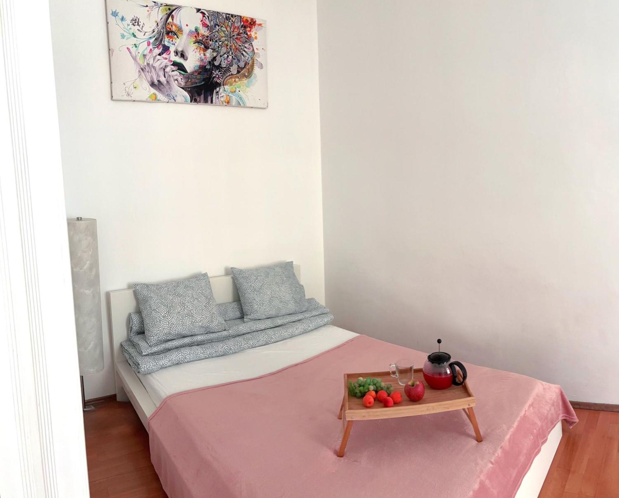 Big And Comfortable Mariahilfer Apartment Vienna Exterior photo